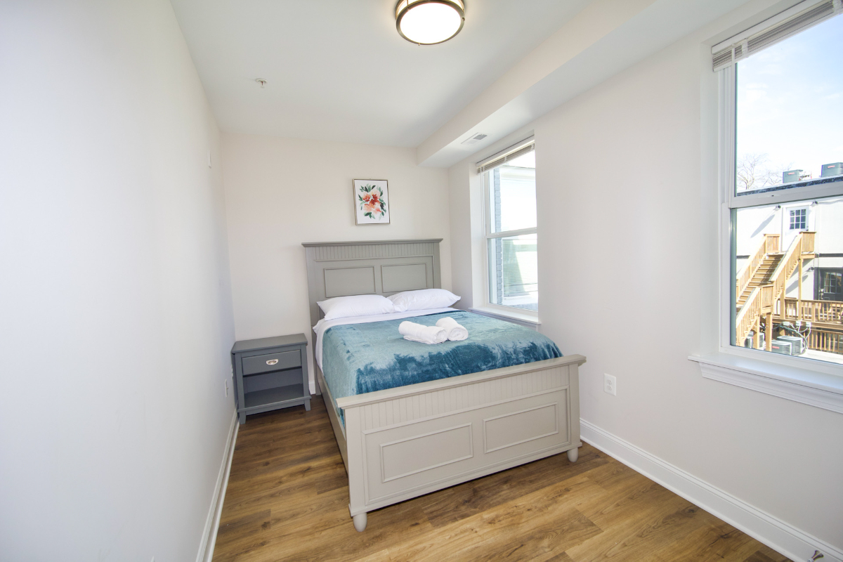 Modern, Comfortable Apartments with All the Essentials--Steps from the Metro Apt C06 - Photo 8