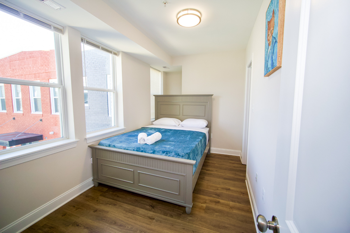 Modern, Comfortable Apartments with All the Essentials--Steps from the Metro Apt C06 - Photo 5