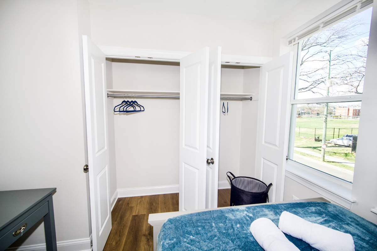Modern, Comfortable Apartments with All the Essentials--Steps from the Metro Apt C06 - Photo 10