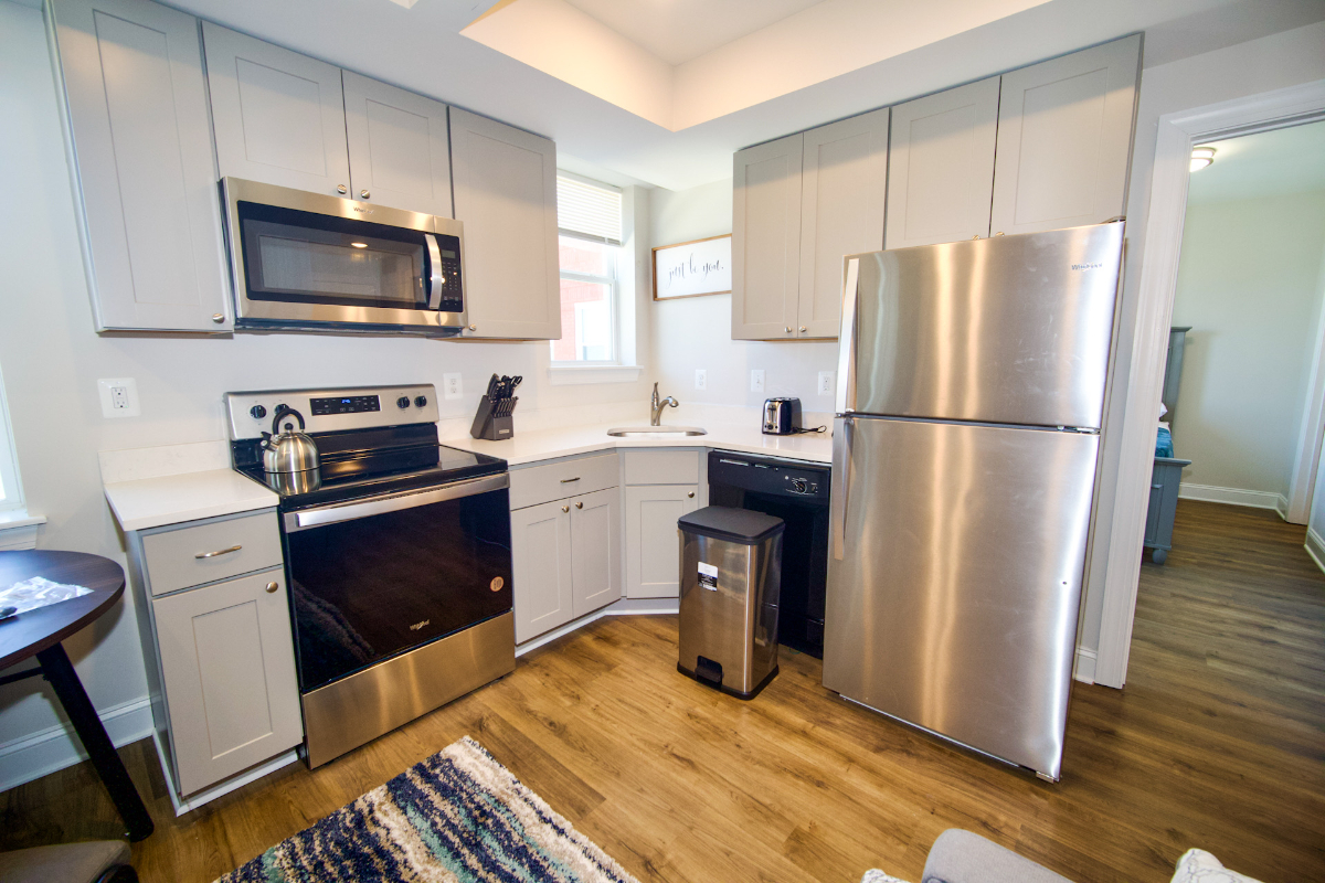 Modern, Comfortable Apartments with All the Essentials--Steps from the Metro Apt C06 - Photo 4