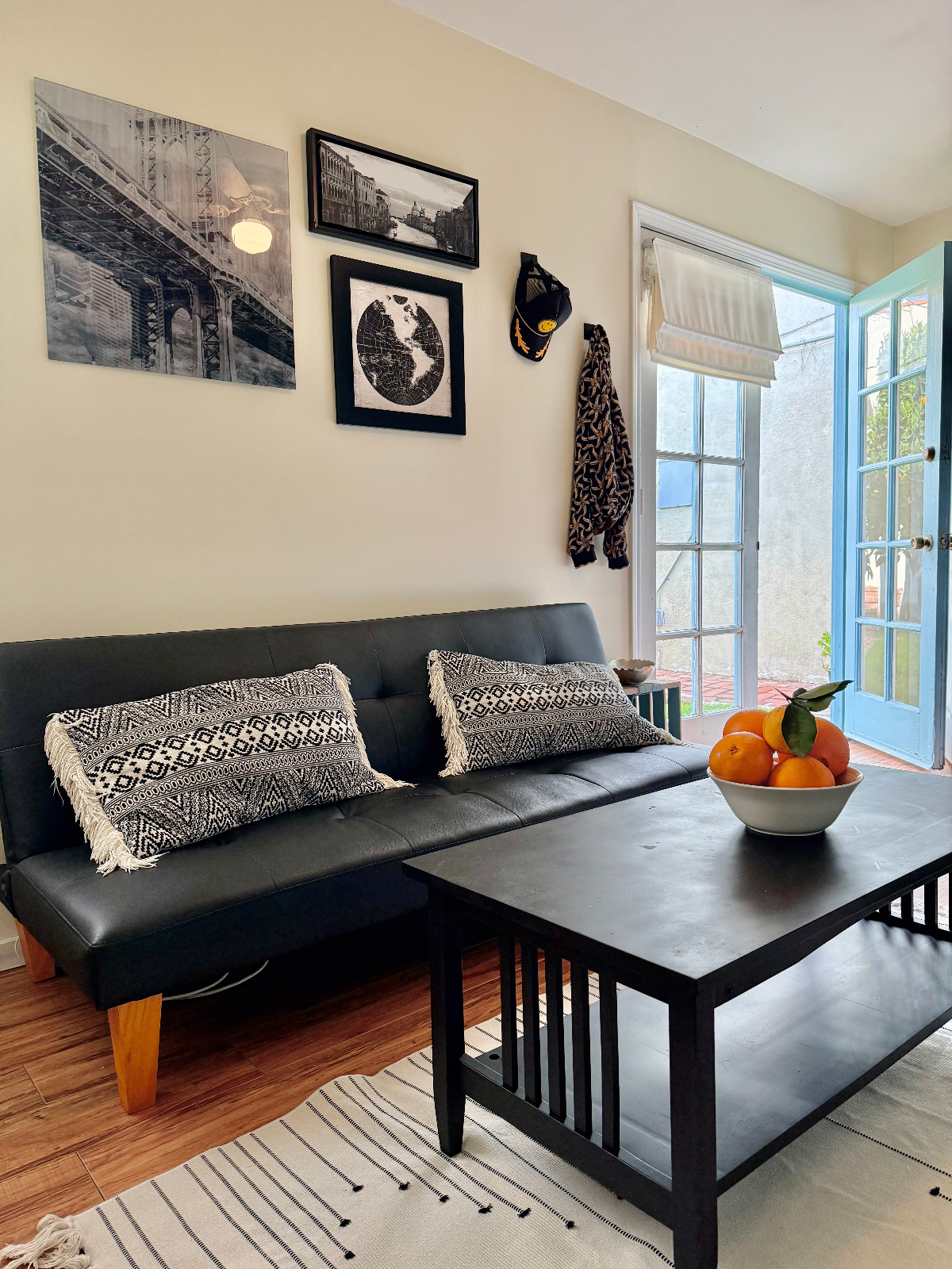 Studio Guesthouse Steps to DT Culver City - Photo 2