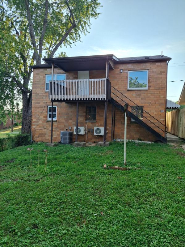 2 bedroom unit fully furnished - Photo 2