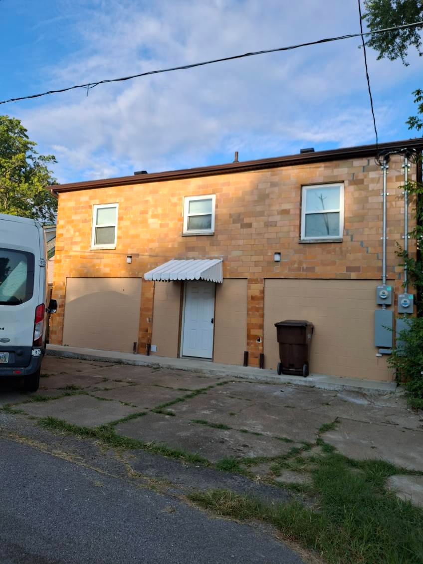 2 bedroom unit fully furnished - Photo 1