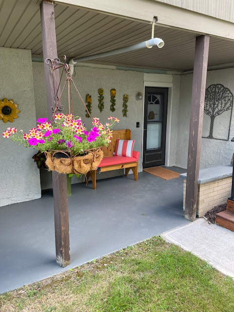 newly remodeled 1 bedroom 1 bath apartment - Photo 12