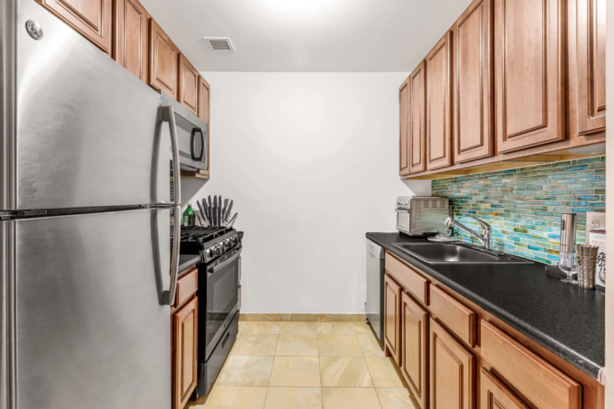 Luxury Manhattan Abode, Close to all - Photo 6