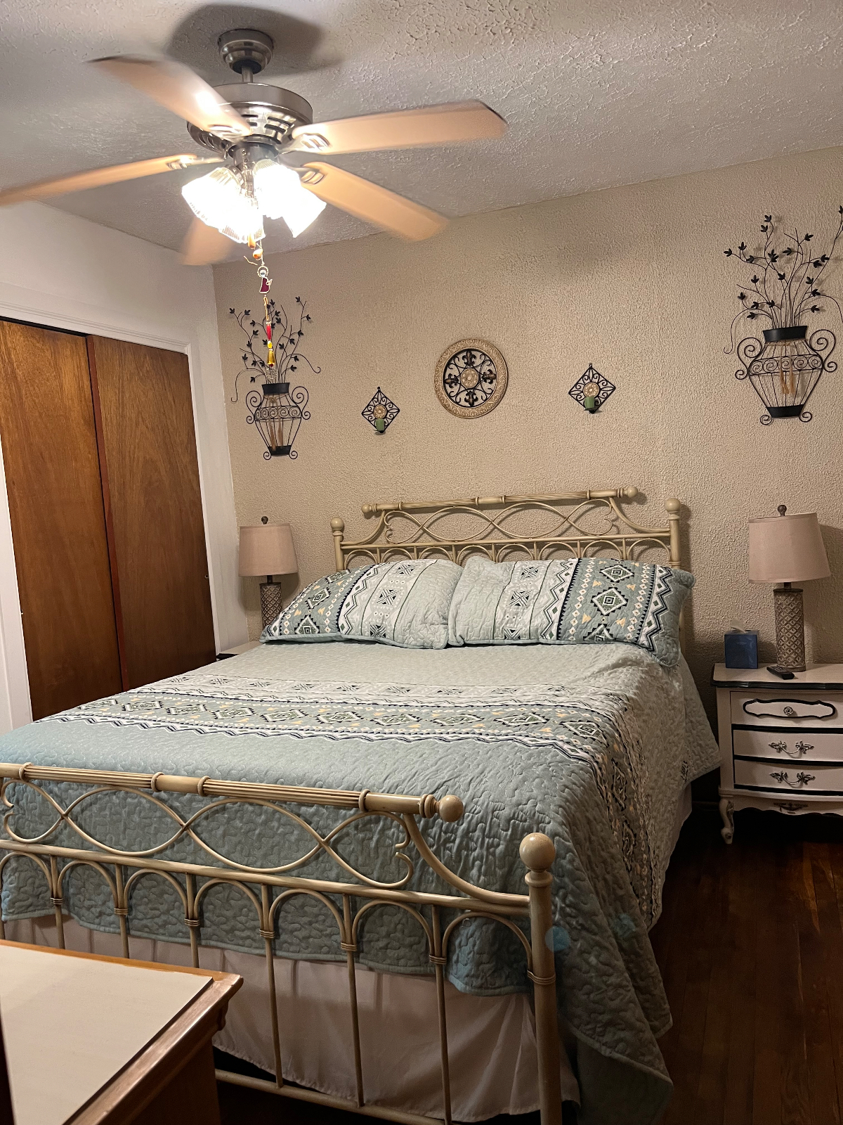 Charming 3-Bedroom 1-Bath Home in a Prime Location Just Minutes From Hospitals - Photo 6
