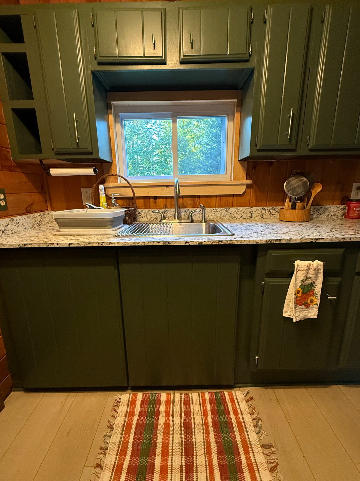 Serene 1 bedroom private home in a country setting. - Photo 7