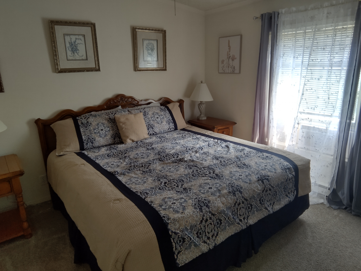 3 bed 2 bath Cooperstown Apt 1 - Photo 9