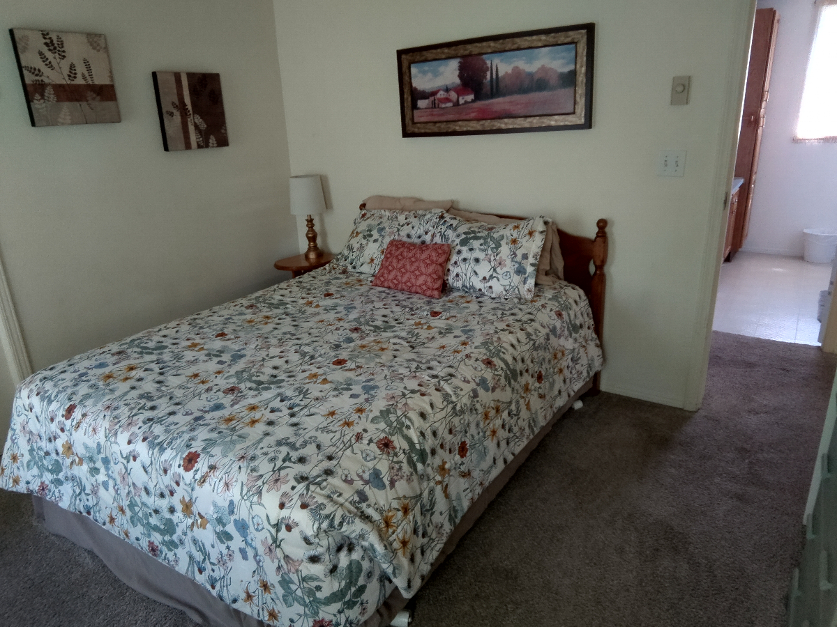 3 bed 2 bath Cooperstown Apt 1 - Photo 10