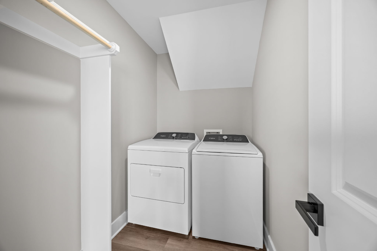 New Construction - Luxury Home - Photo 10