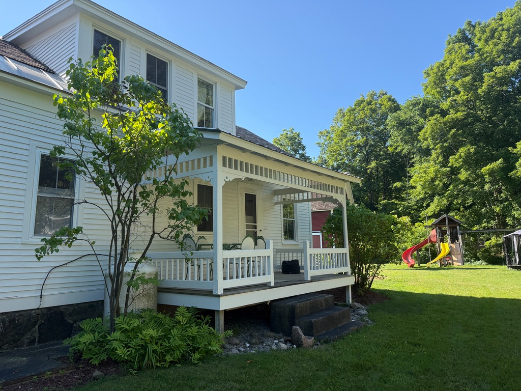 East Middlebury Gem - Photo 4