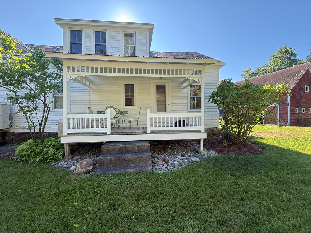 East Middlebury Gem - Photo 2