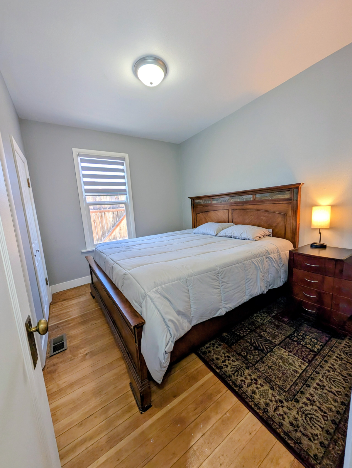3BR Cottage Newly Remodeled - Photo 1