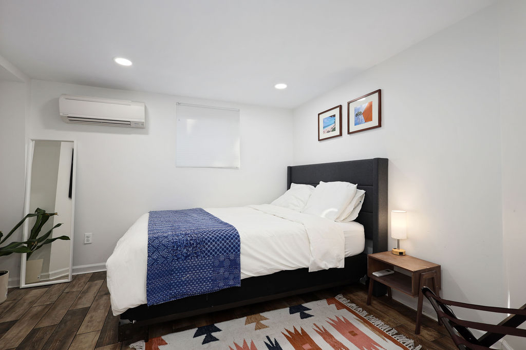 2 Bedroom Garden Apartment in NW Washington DC with Lots of Natural Light, Backyard, Street Parking  - Photo 11