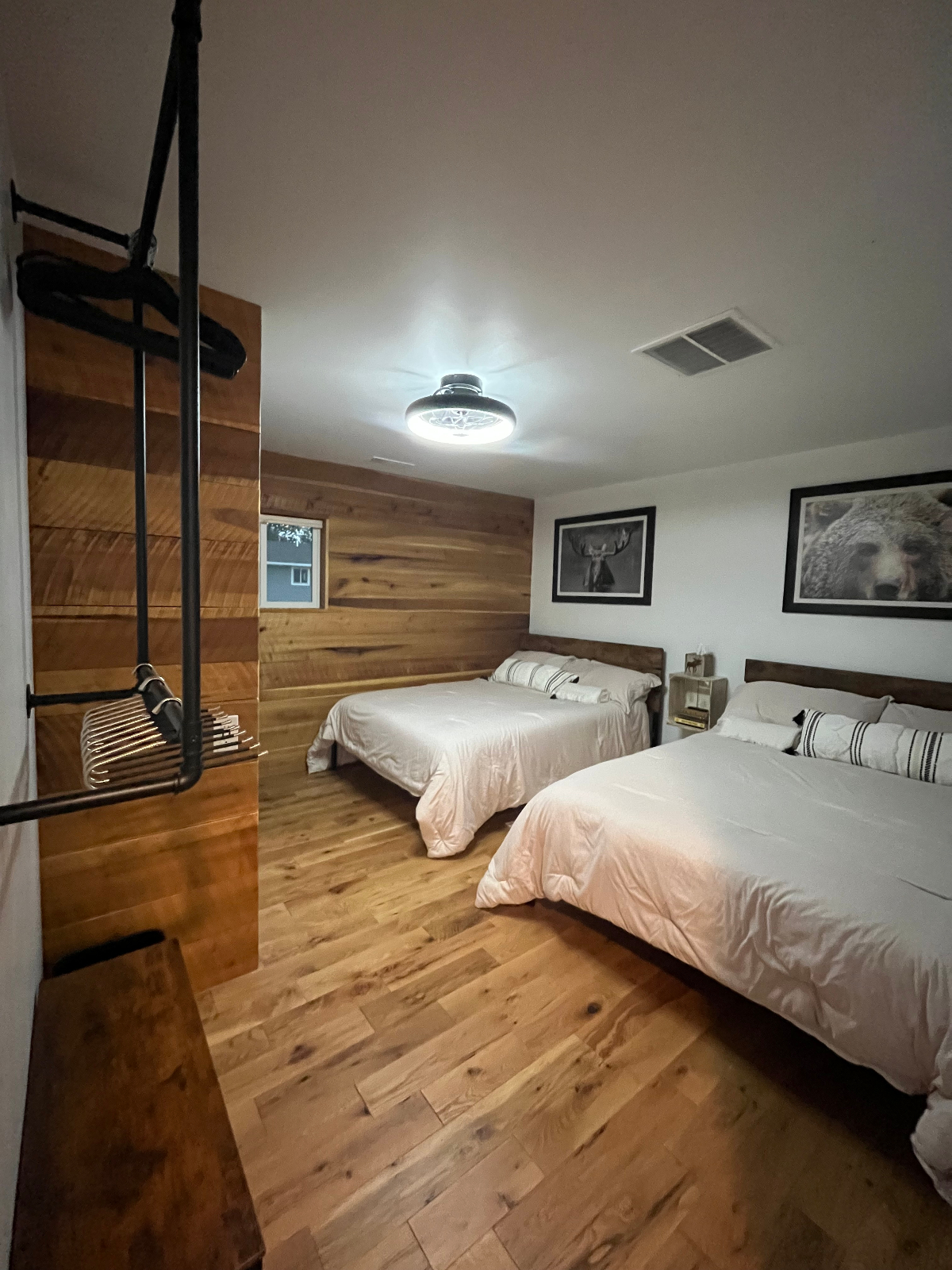 Cozy 3 BR- Walk to Work, Dine & Unwind - Photo 9