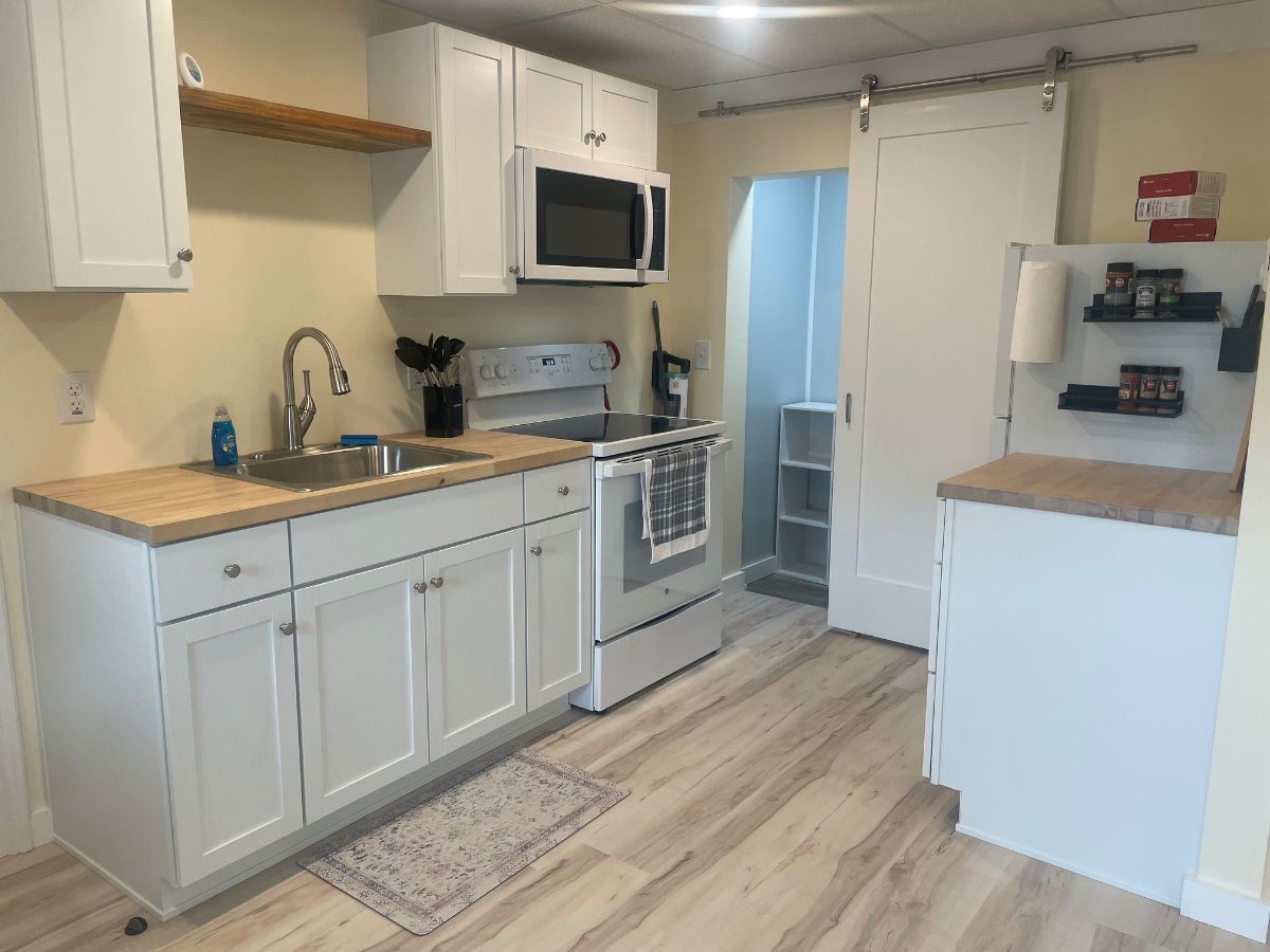 Furnished Home in Pittsford - Photo 2