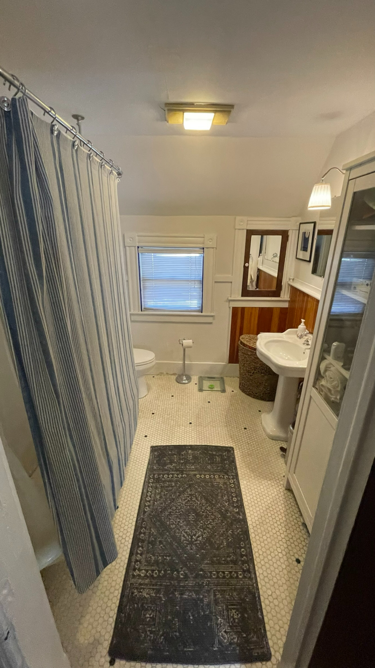 Great Furnished Apartment 4 Blocks from UVM Medical Center - Photo 7