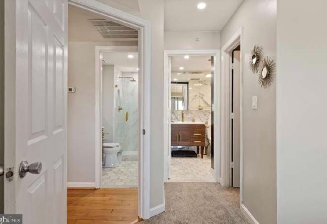 Bright Two Bedroom Condo with Two Balconies, Home Offices, and All Utilities Included - Photo 4