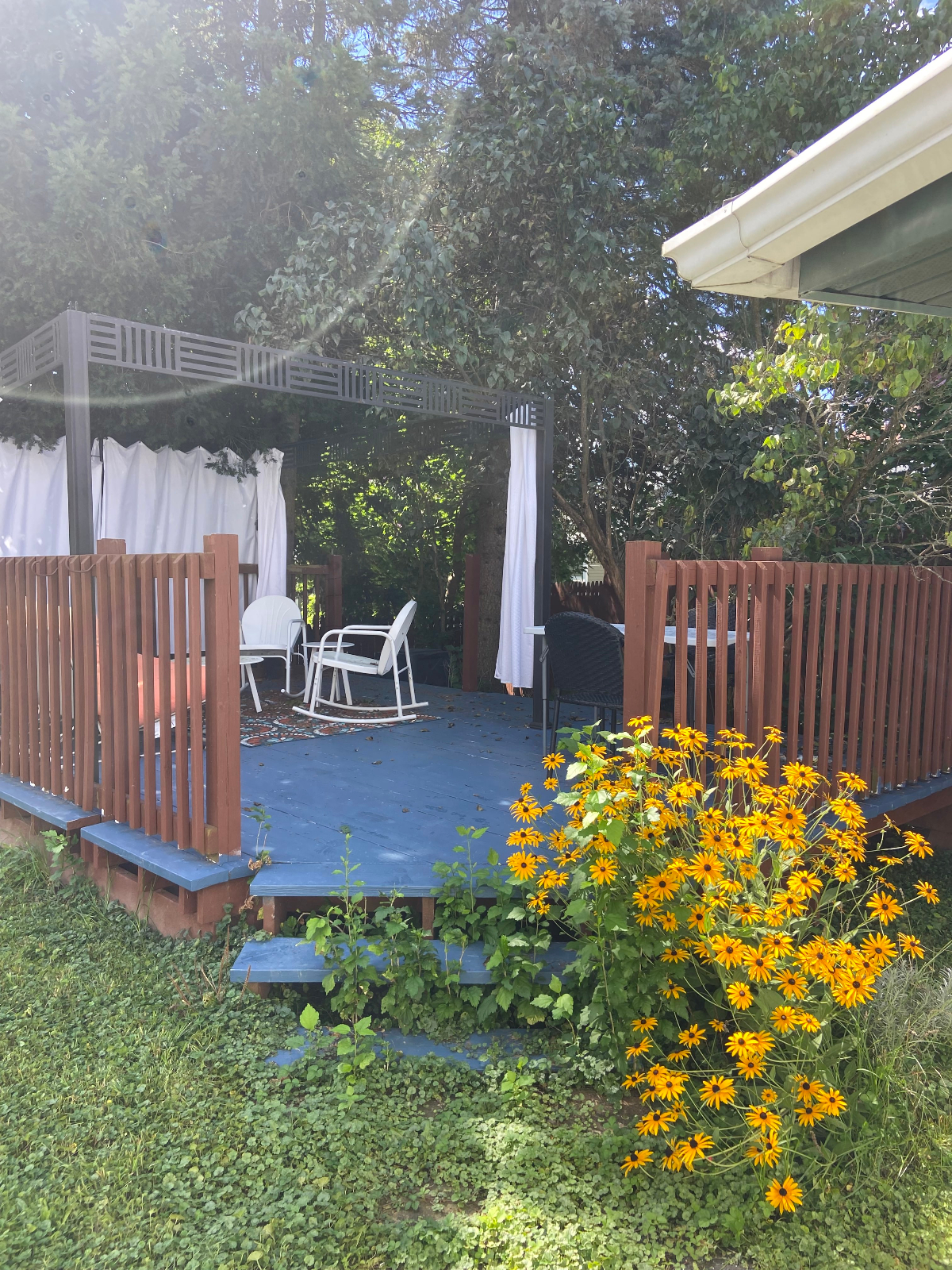 Mod Ranch Home w/fenced yard & garage - Photo 5