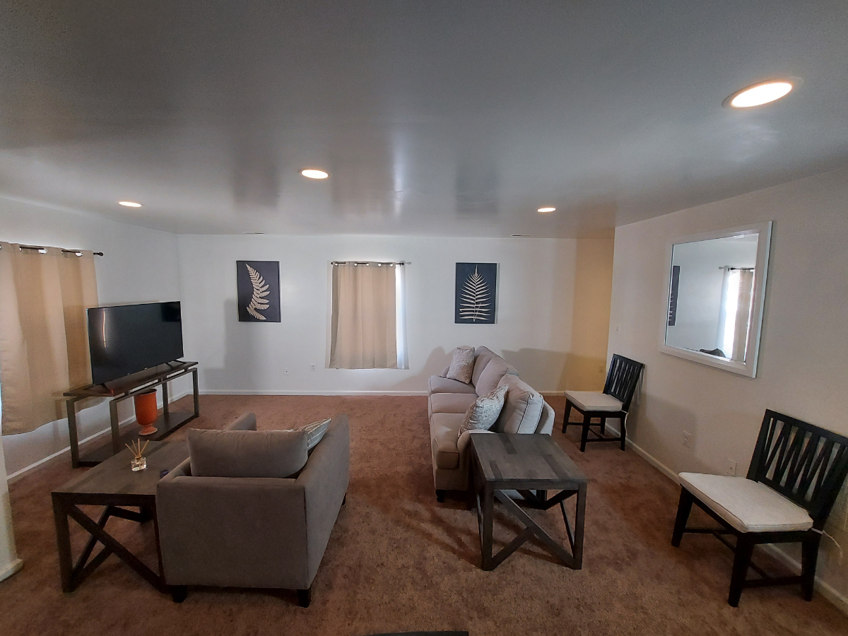 Private Six Bedroom Furnished Spacious DC Home - All Utilities & Wi-Fi Included, Near Metro & Hospit - Photo 3