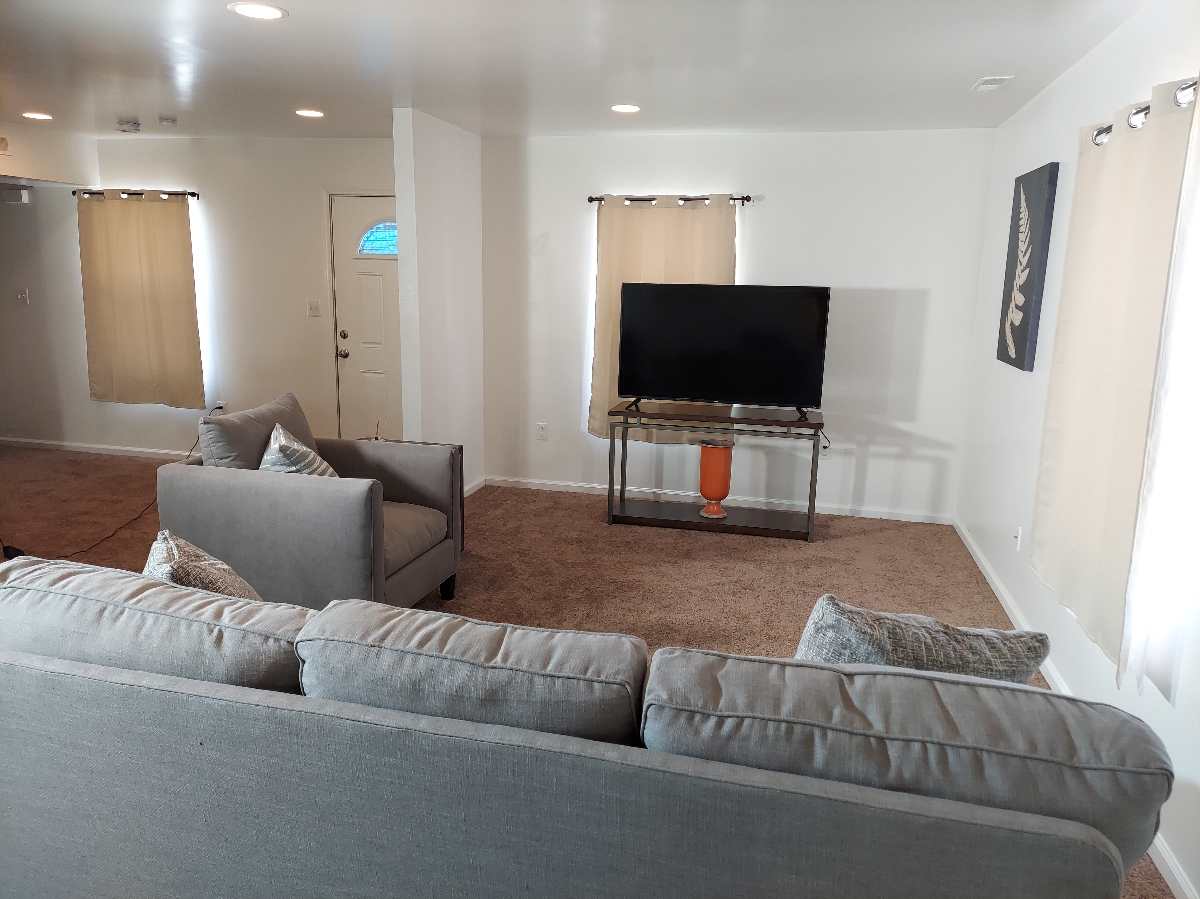 Private Six Bedroom Furnished Spacious DC Home - All Utilities & Wi-Fi Included, Near Metro & Hospit - Photo 5