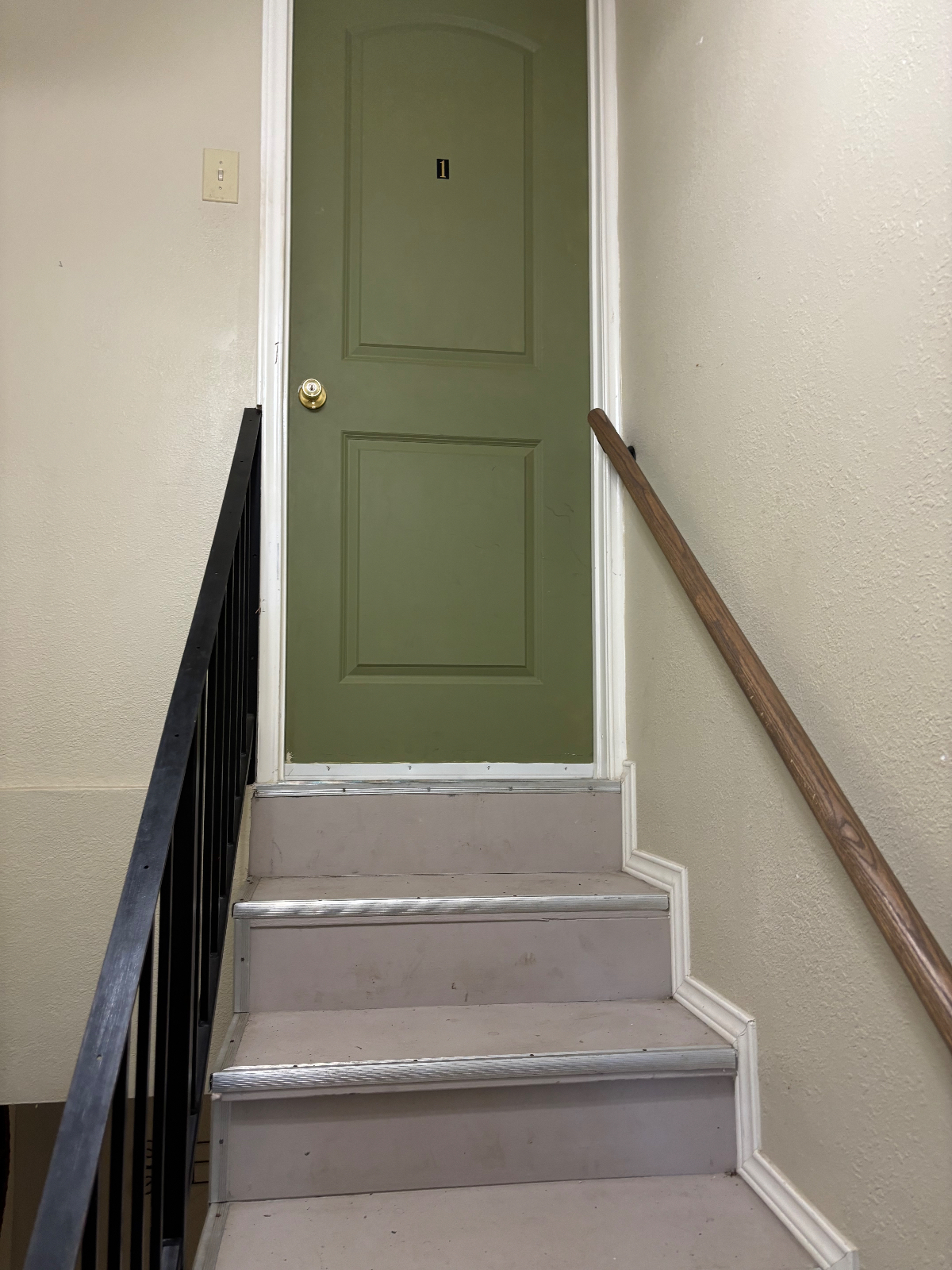 Quiet living space.  UTILITIES INCLUDED currently rented until March 2026 - Photo 8