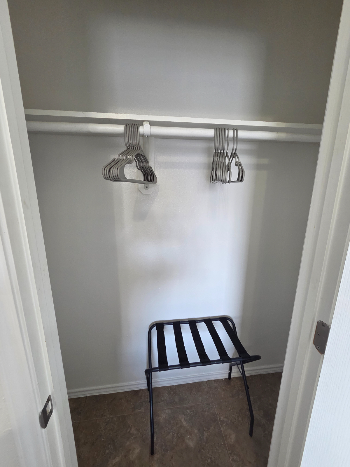 Fully Furnished 2BR 2BA  All Utilities Paid  Flexible Lease - Photo 6