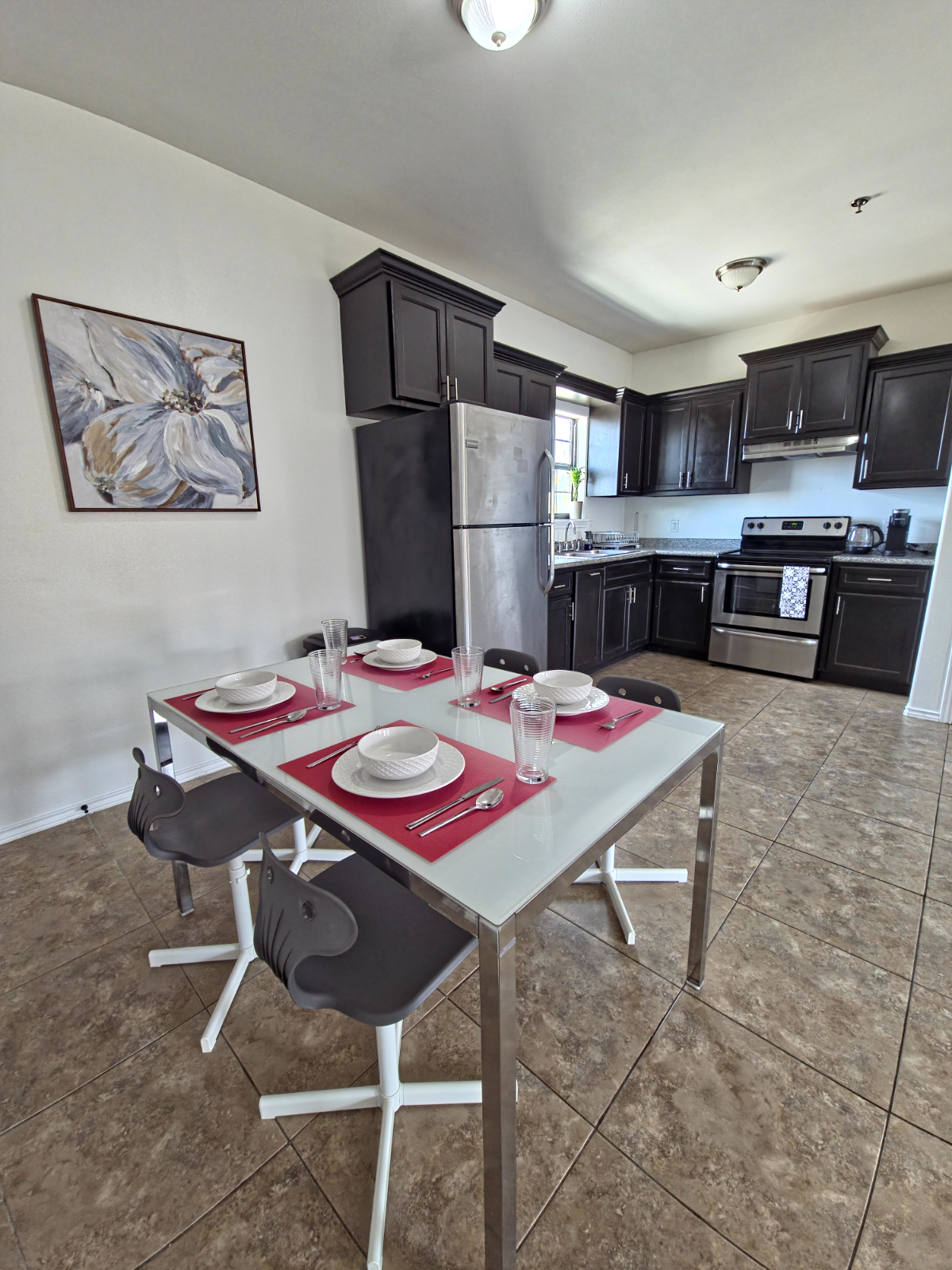 Fully Furnished 2BR 2BA  All Utilities Paid  Flexible Lease - Photo 7