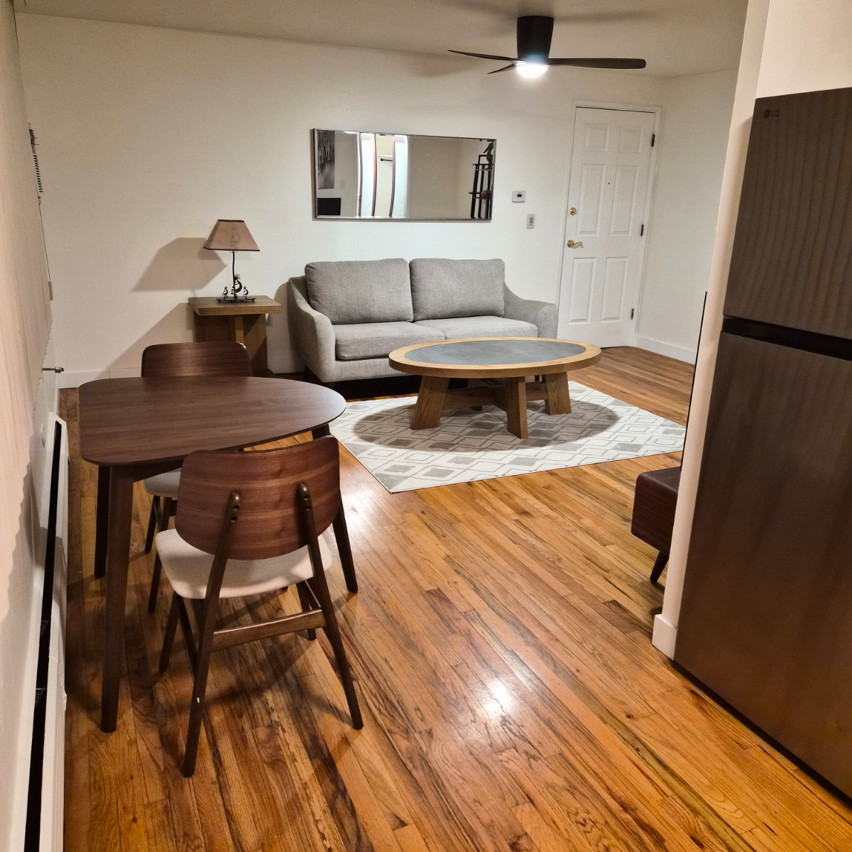 Capitol Hill 1-1 Condo - Photo 4