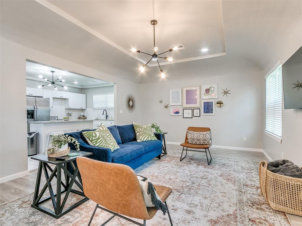 Stylish furnished home in OKC's historic Gatewood - Photo 8