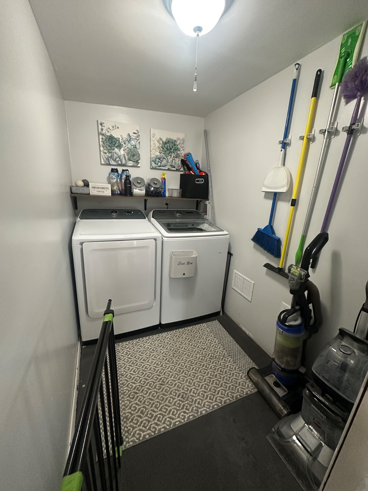 Room for Rent with Pool, Parking & Close to UVM - Photo 5