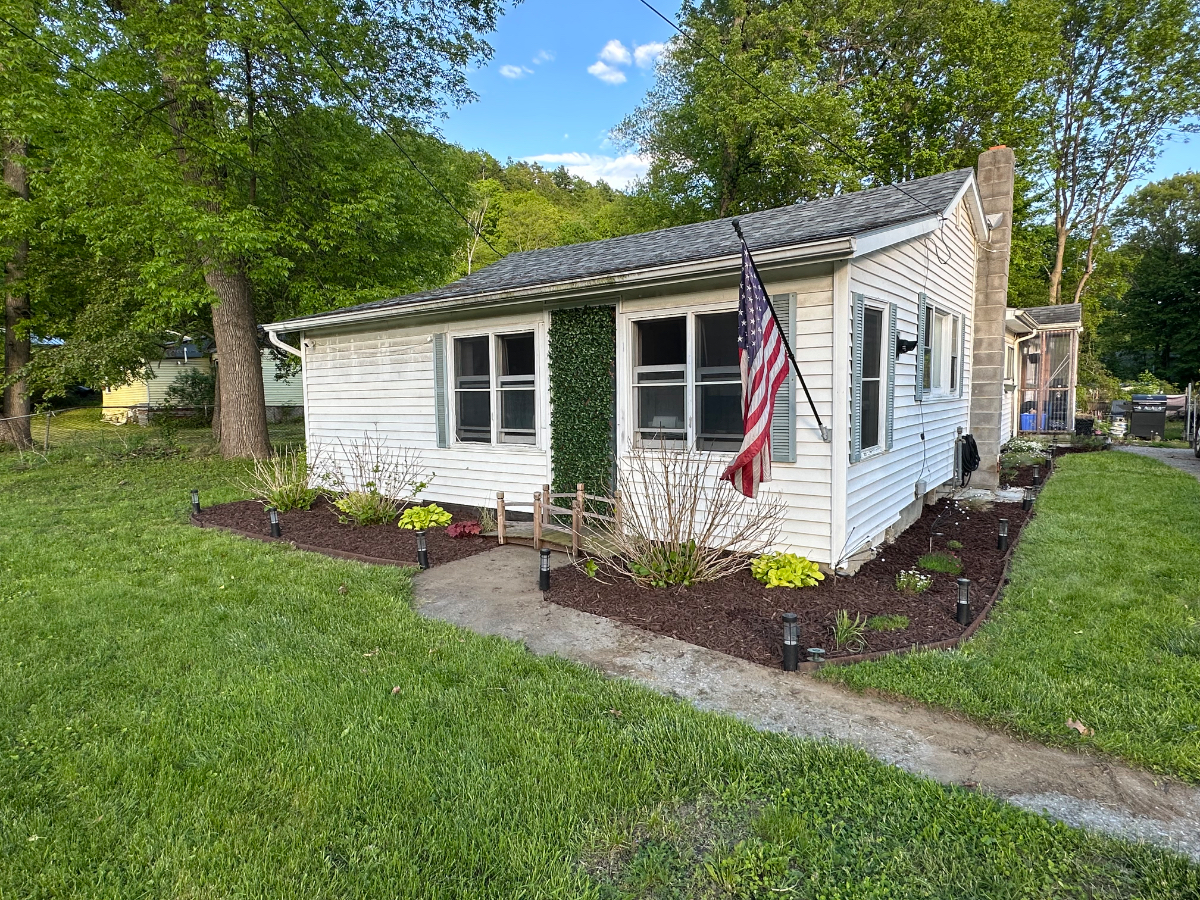 Room for Rent with Pool, Parking & Close to UVM - Photo 6