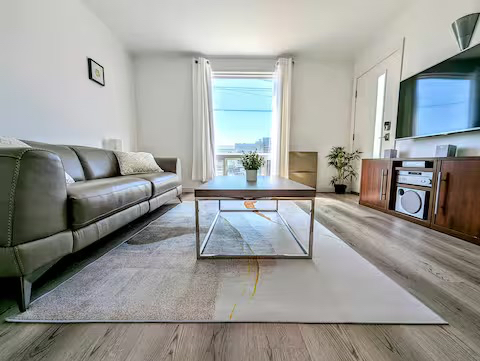 Work & Relax -Mordern 2B1B Near UCSF, Hospital & Beach - Photo 2