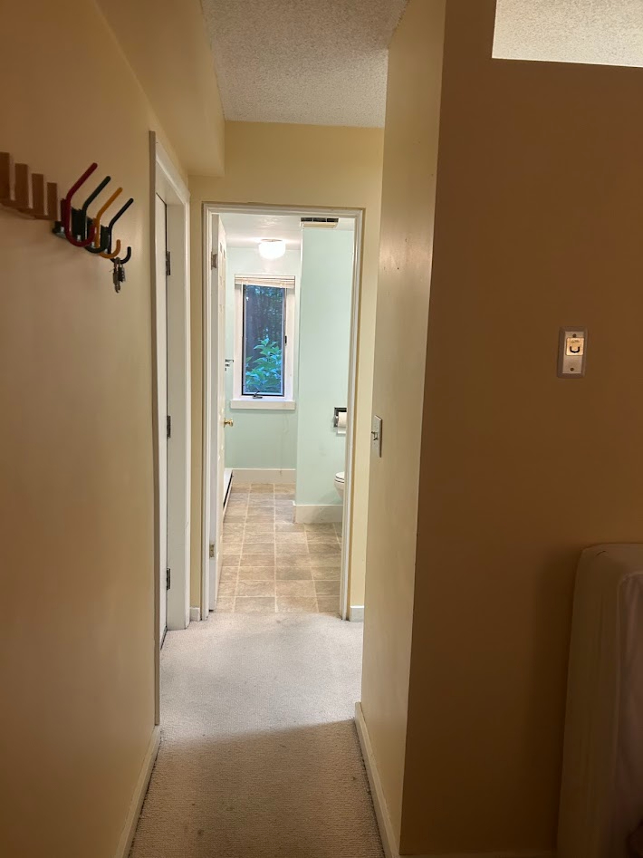 Beautiful 2 Bed 2 Bath Apartment Close to Lake Champlain and Supermarkets - Photo 8