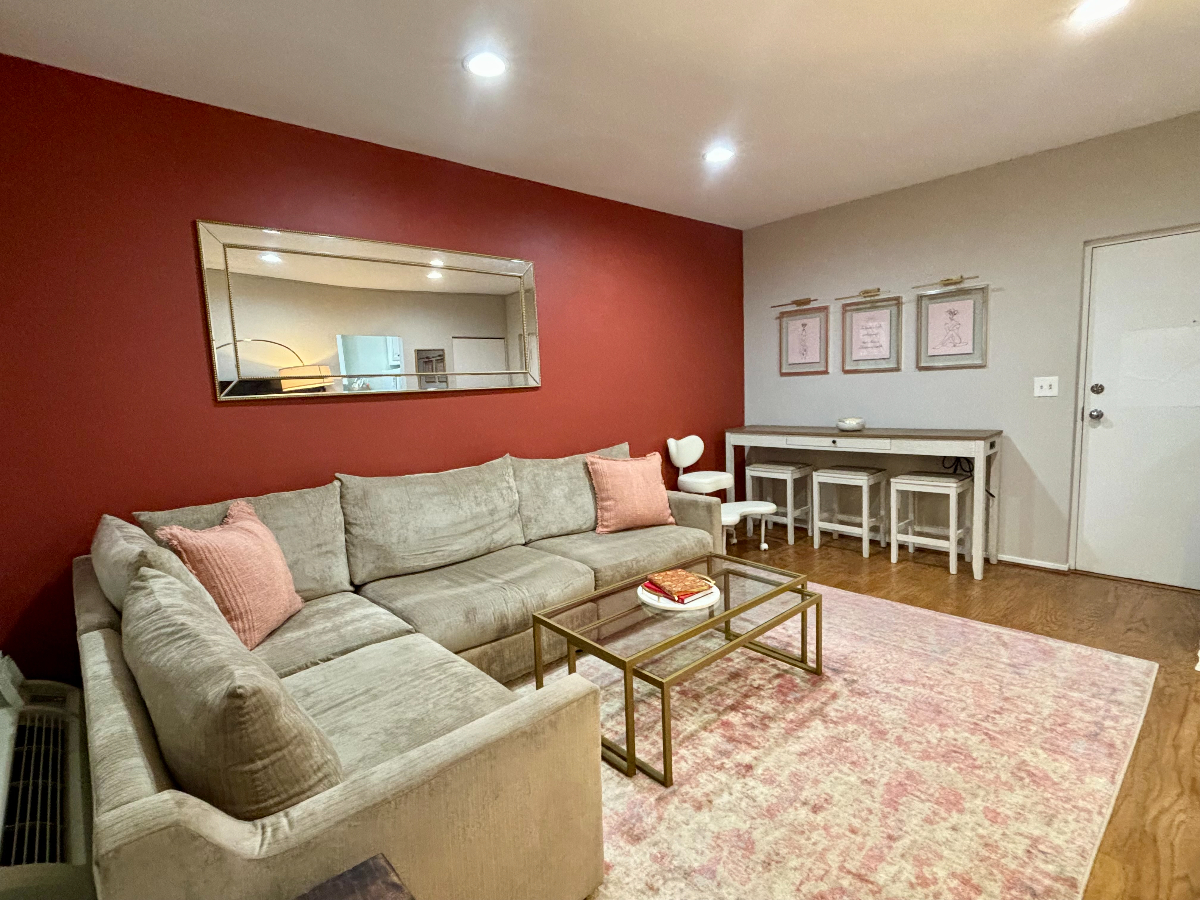 All Utilities Included! Central Adams Morgan 1BR/1BA Condo - Photo 2