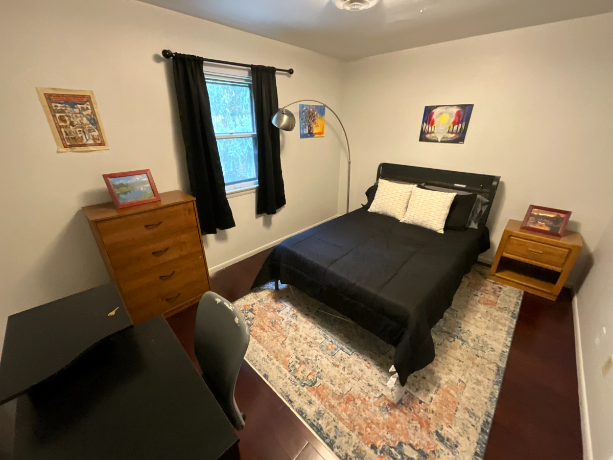 Private Room in Spacious Home - Walking Distance to Ruby, Children's, and WVU HSC - Photo 9