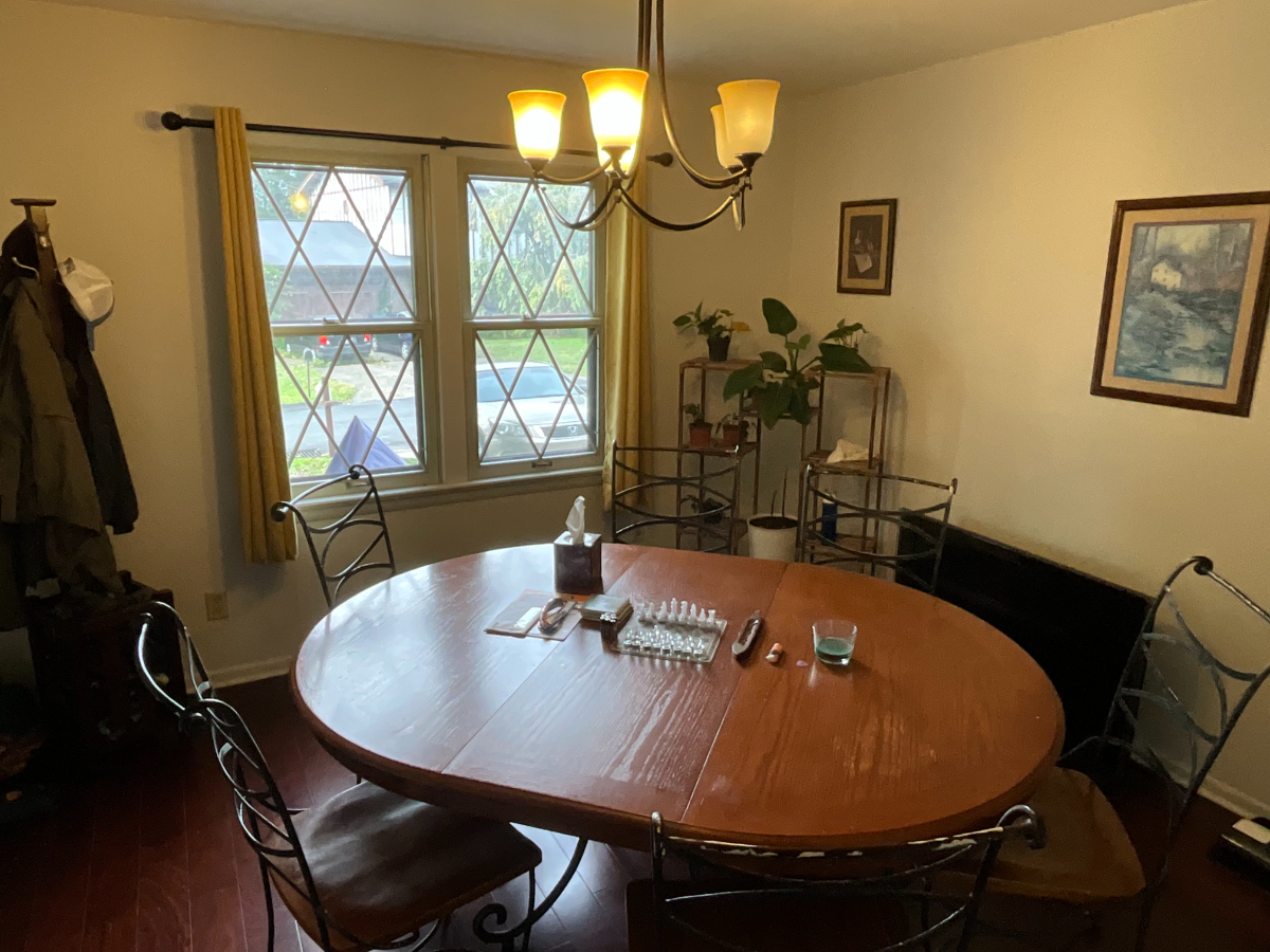 Private Room in Spacious Home - Walking Distance to Ruby, Children's, and WVU HSC - Photo 4