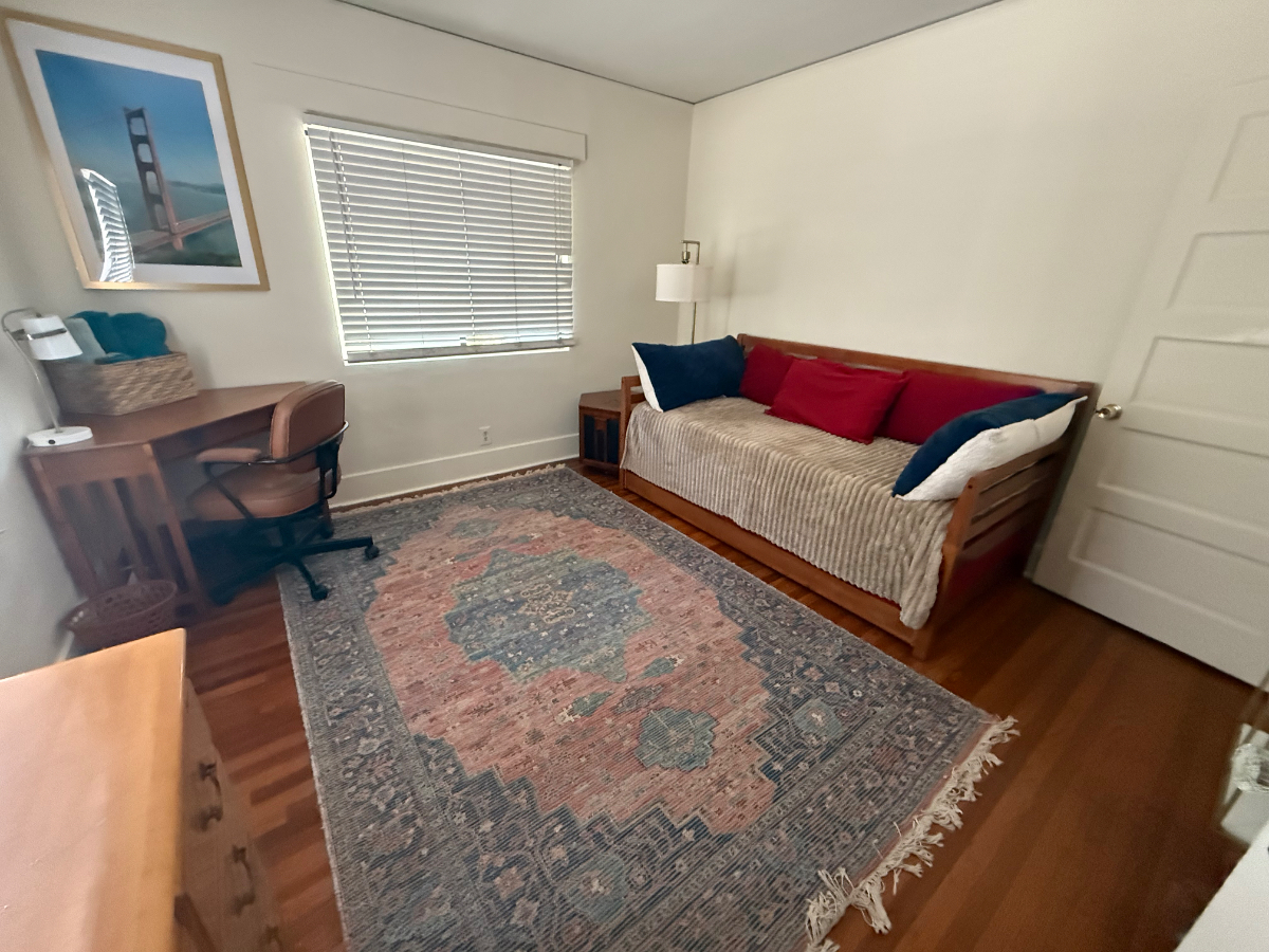 Cozy room for rent in walkable Los Feliz - Photo 1