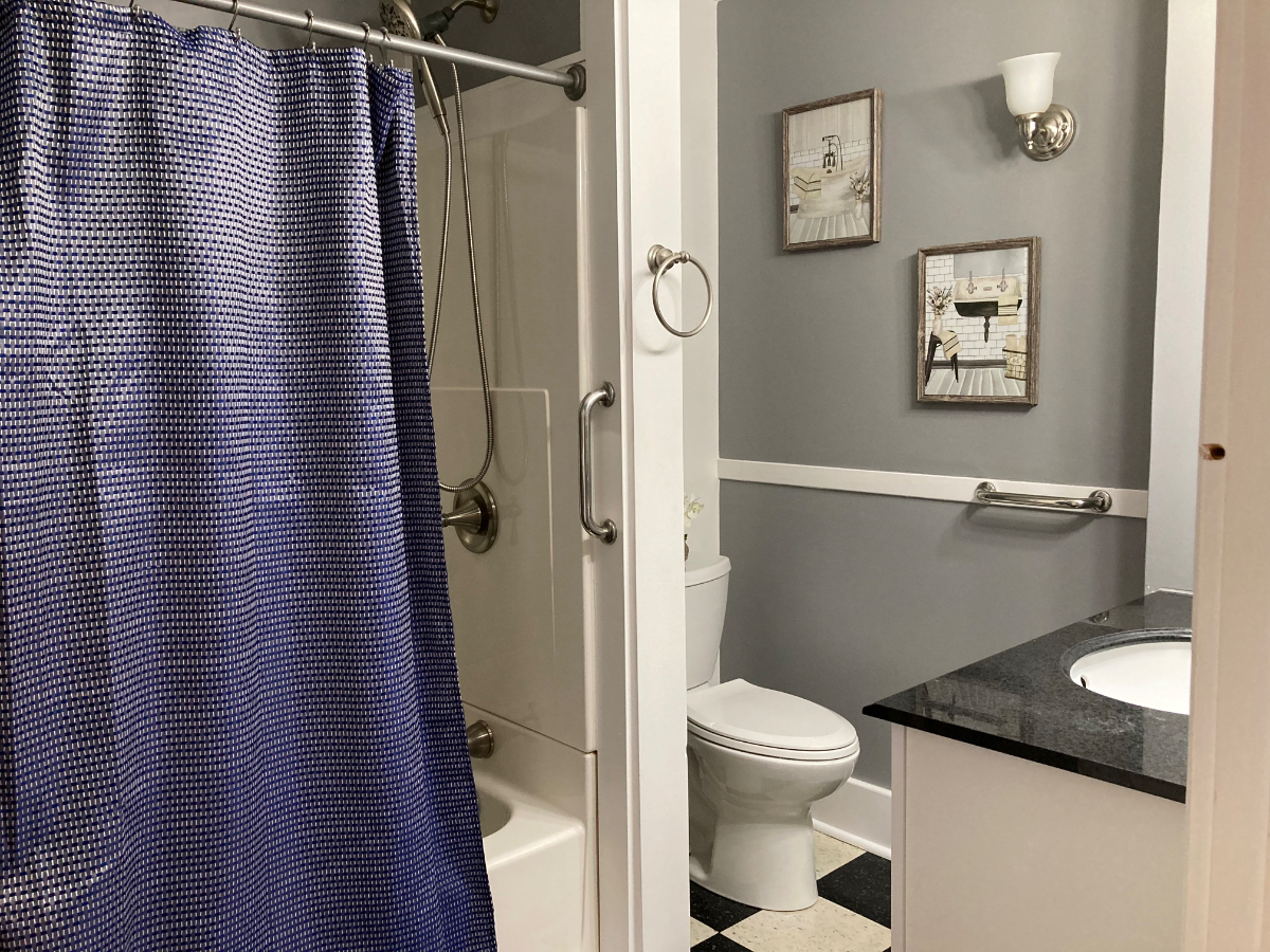 Bright & Roomy 3-Bed Duplex with Outdoor Lounge & Smart Features--Just Minutes from Downtown - Photo 7