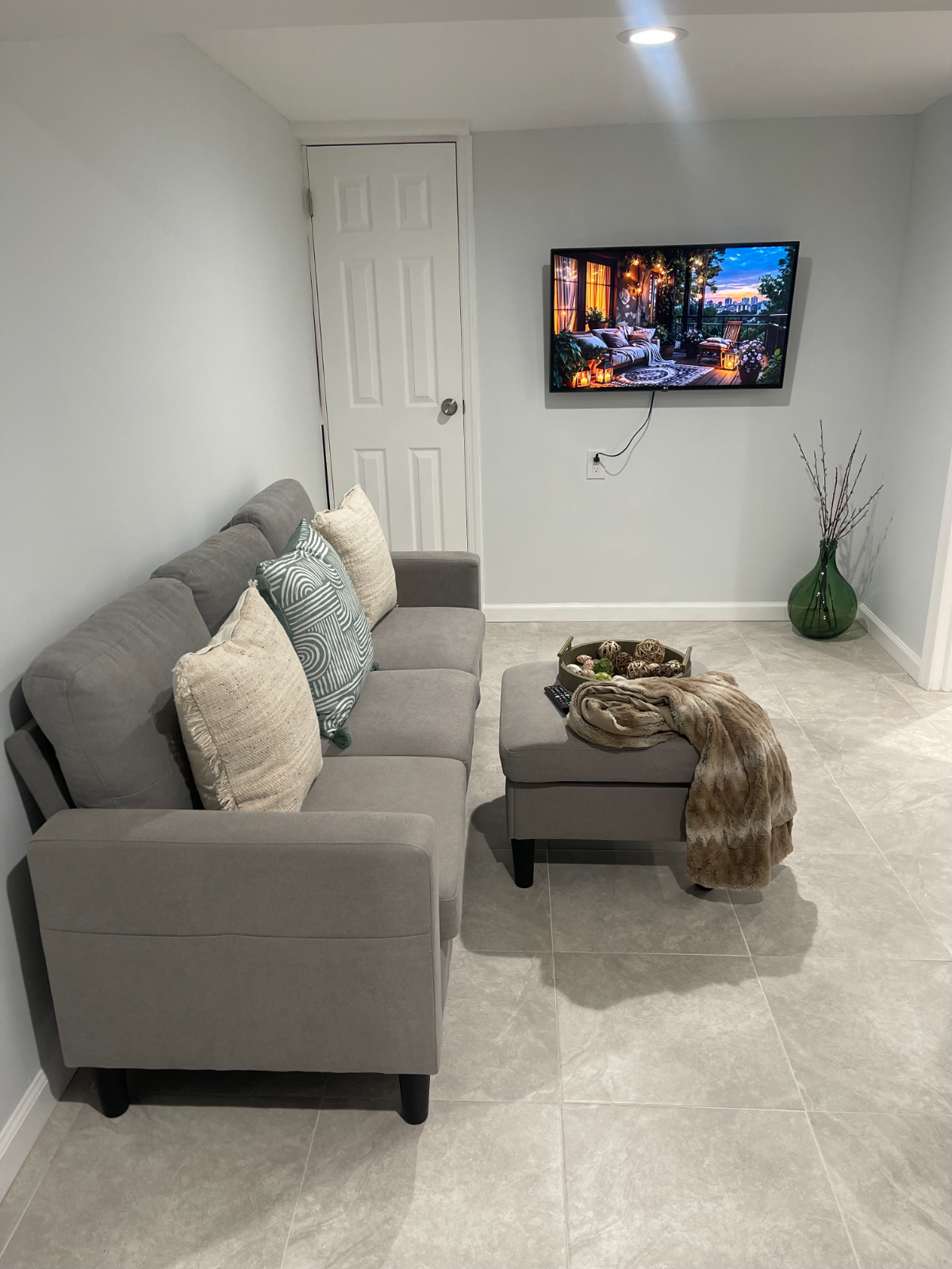 Cozy One-Bedroom Basement Apartment with Patio Near Train Station - Photo 2