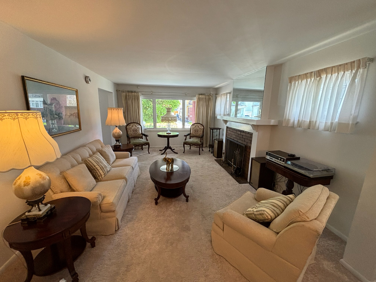 Beautiful 2bed-1bath-office & garage in historic neighborhood - Photo 2