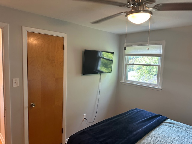 E. Robinson Lower - Photo 9
