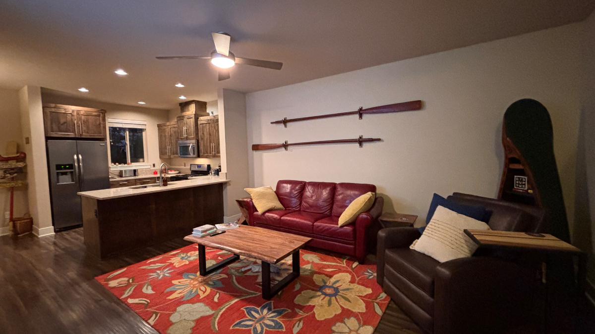 Private House Share - Midtown near St, Charles - Photo 2