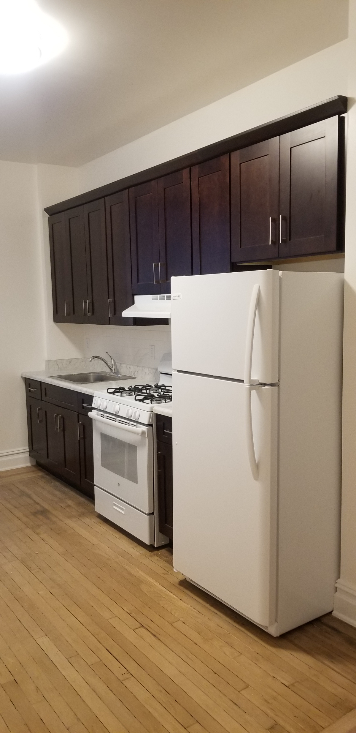 Large 1-Bedroom Apt conveniently located in Manhattan - Photo 5