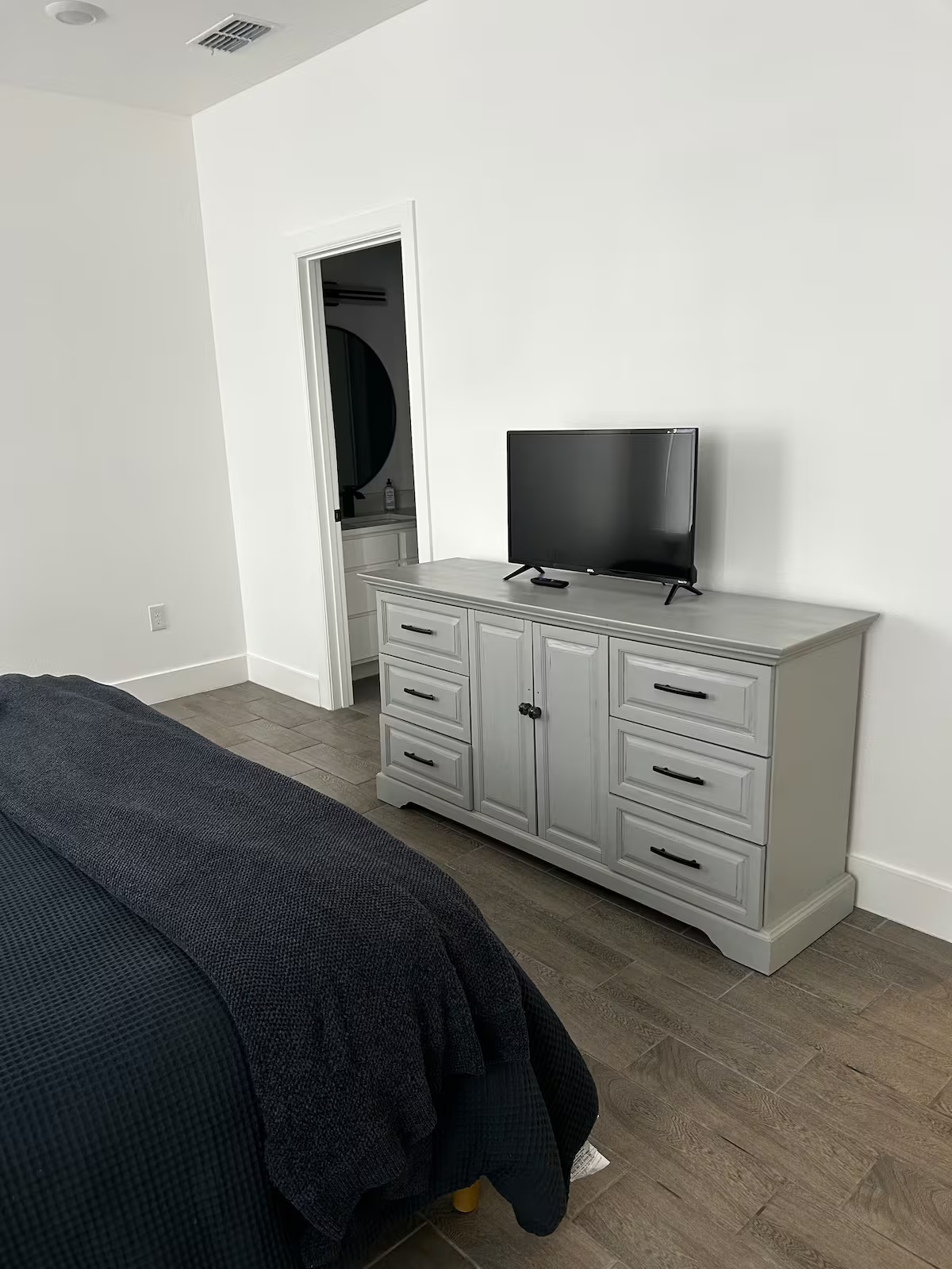Bright & Spacious New Build Home with Modern Amenities and Comforts - Photo 10