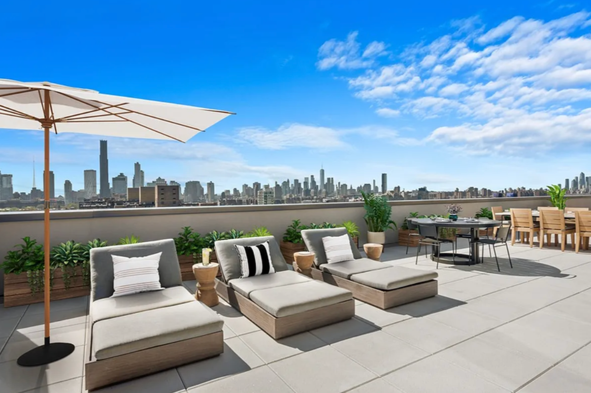 Charming & Vibrant Clinton Hill Oasis w/ Balcony | All Utilities Included - Photo 4