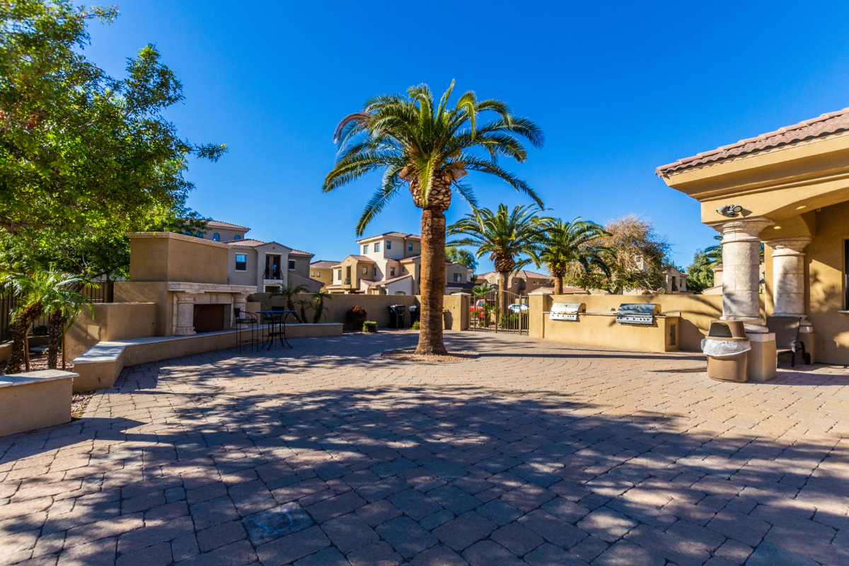 Peaceful, Fully Furnished Townhome with Plenty of Space & Great Amenities - Photo 9