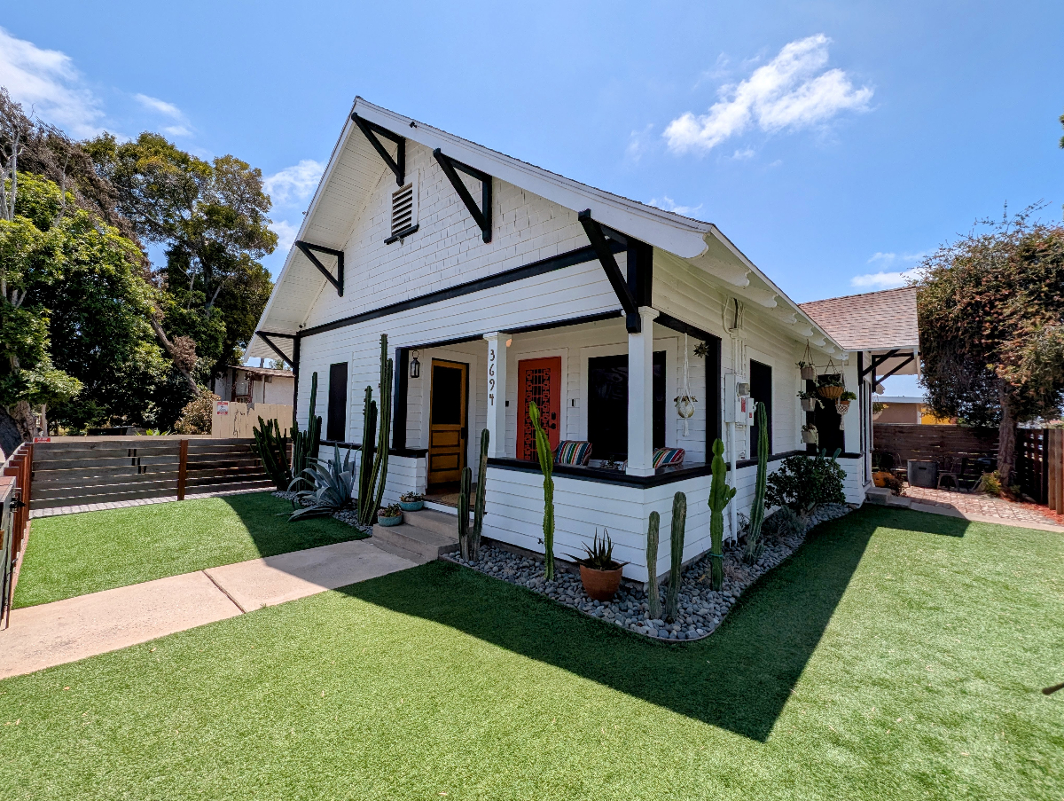 Historic craftsman home located in central San Diego - Photo 1