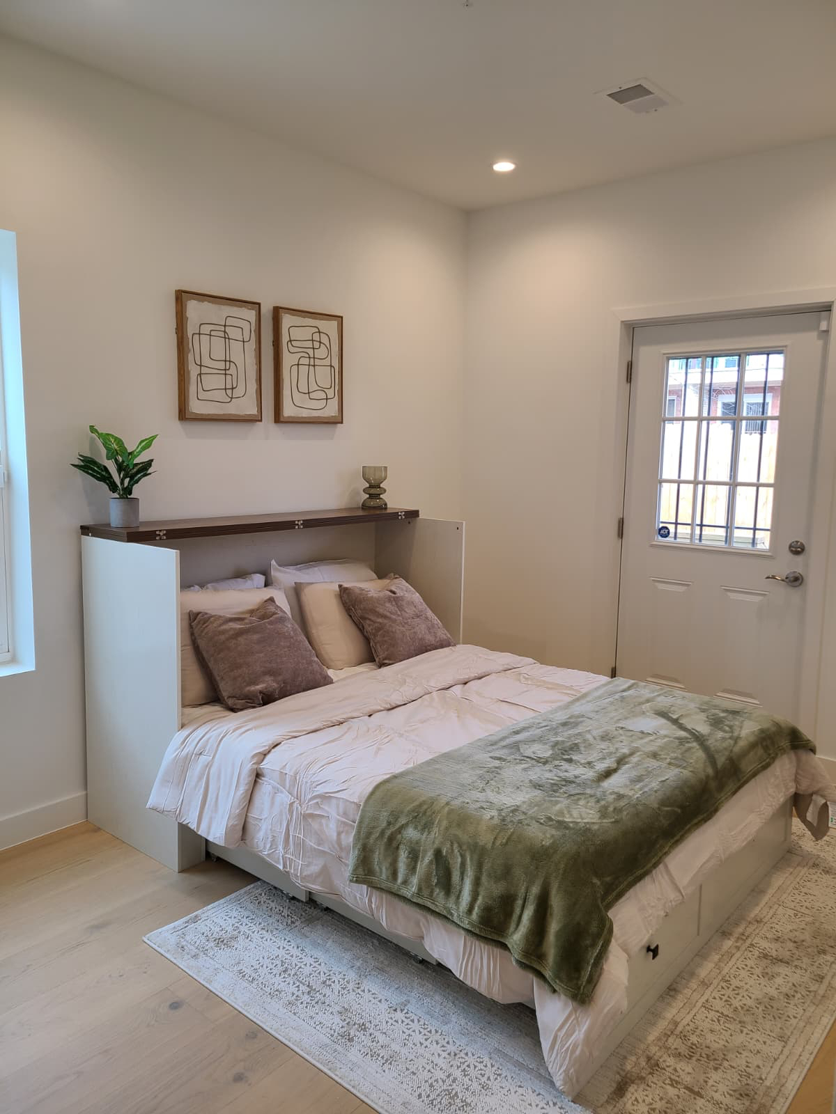 Beautiful New  2-Bedroom Apartment Duplex In Top Location Near Hospitals and Parks - Photo 7