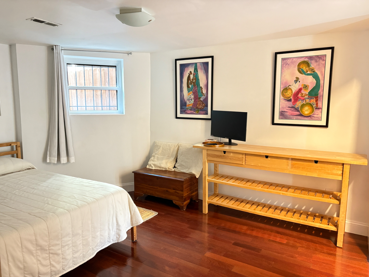 Columbia Heights DC Large furnished 1 BR/1 BA Apt - Photo 10